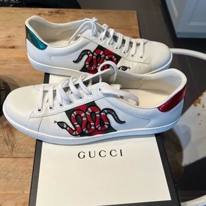 Gucci snake sneakers
